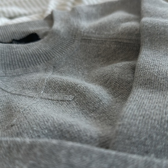 J.Crew Boyfriend Sweatshirt Style Sweater - Picture 2 of 5